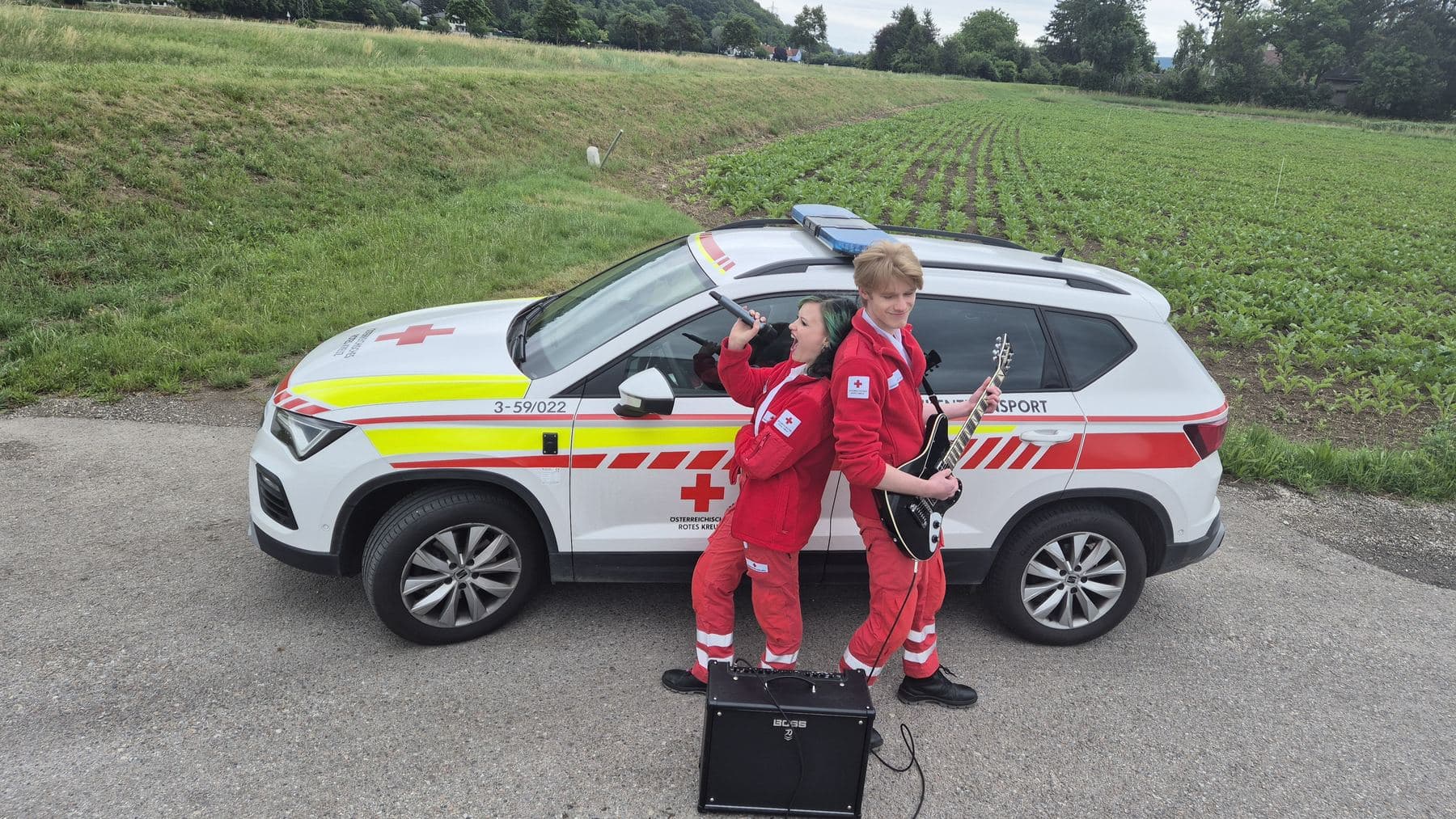 Band von oben mit Verstärker